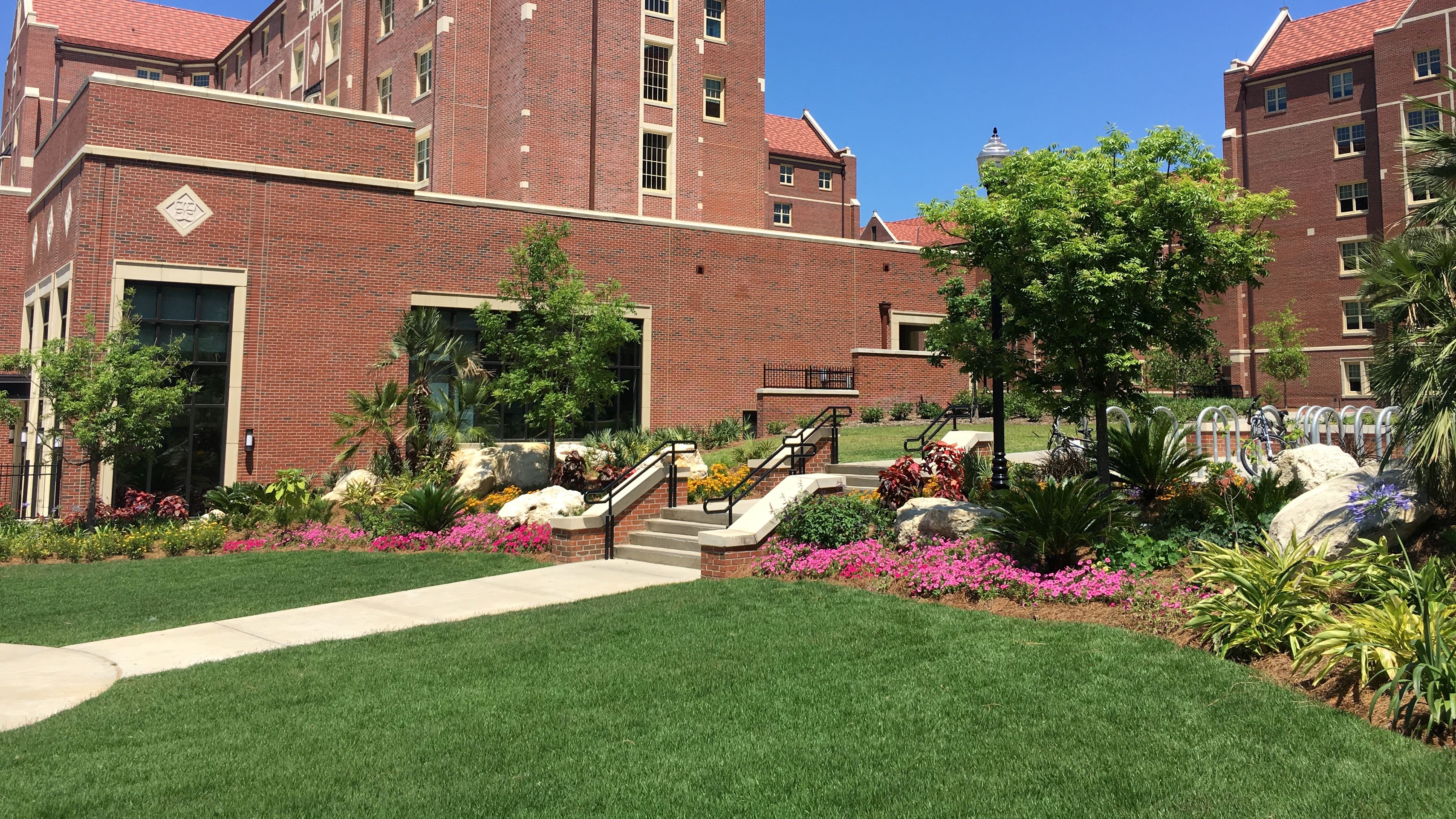 1851 Jefferson Side Landscape Improvements